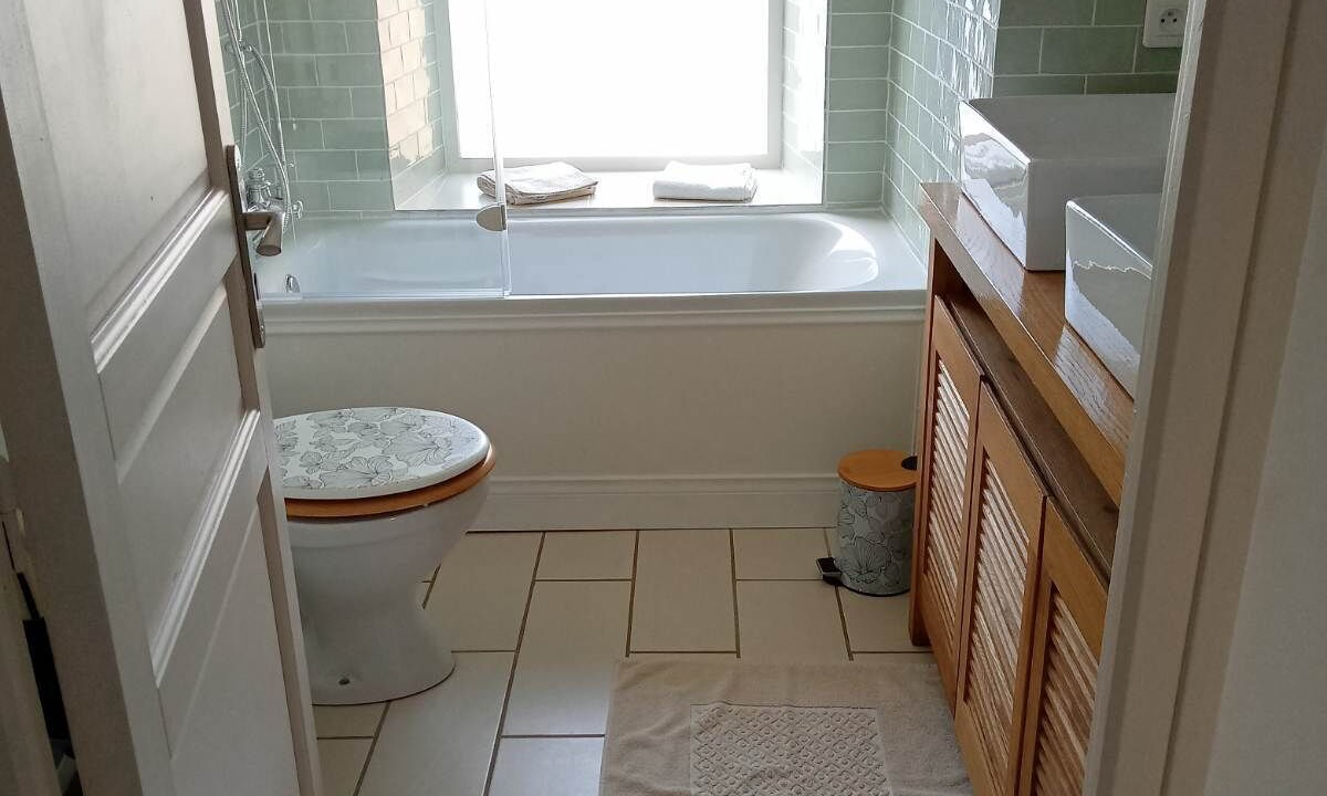 Photo of Bathroom in Saint-Dizier-les-Domaines