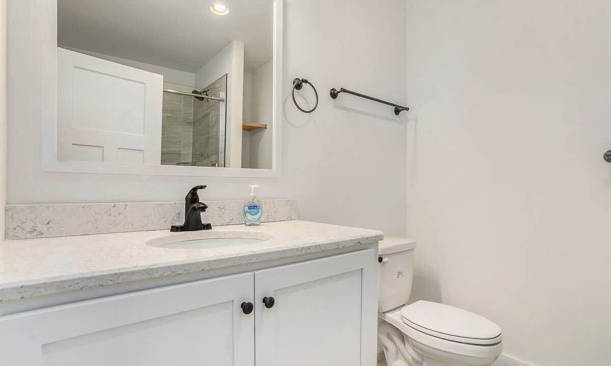 Photo of Bathroom in Miami Park