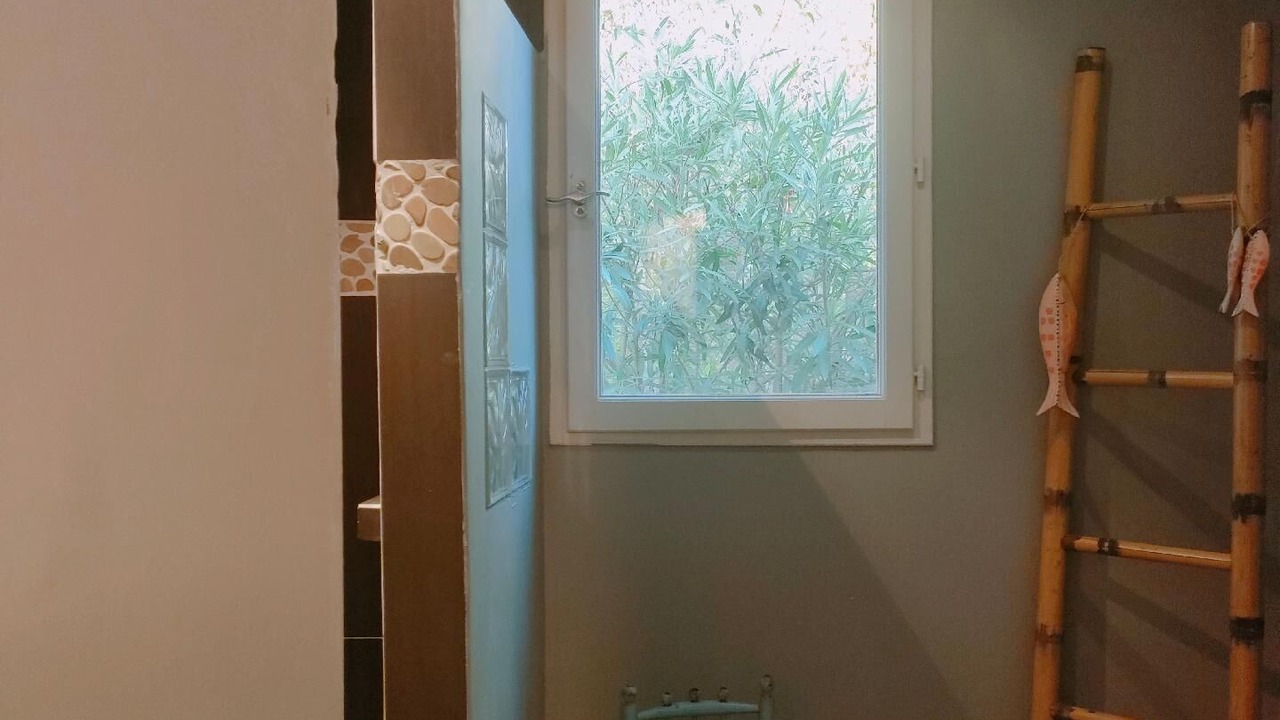 Photo of Others in Chateauneuf-le-Rouge