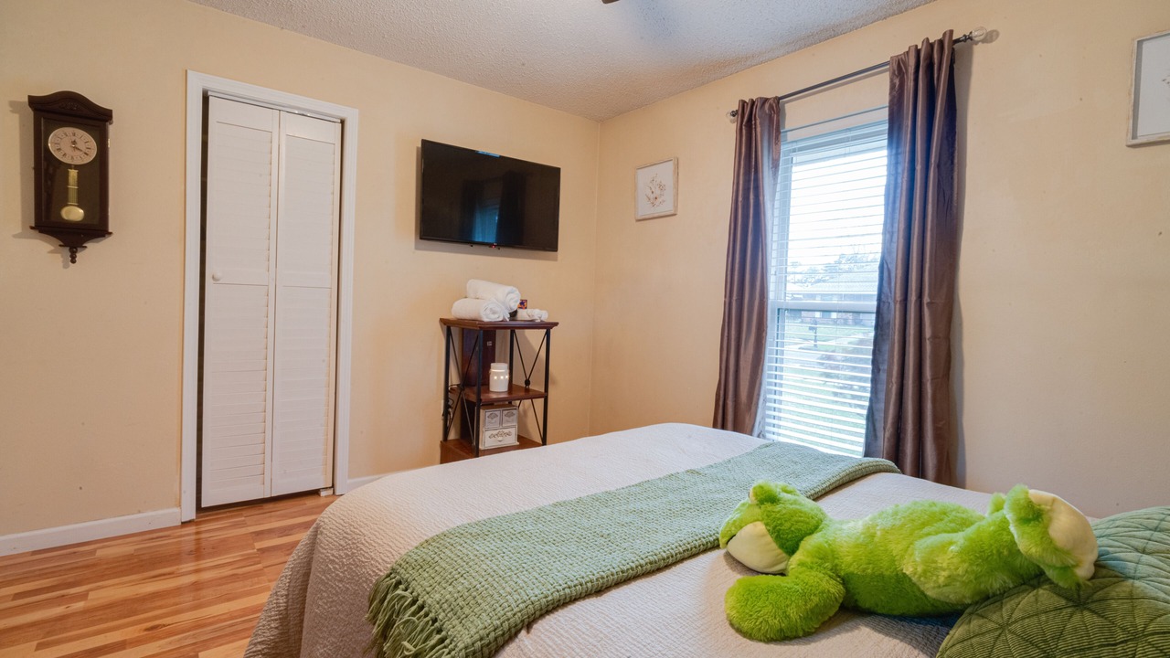 Photo of Bedroom in Broadmoor