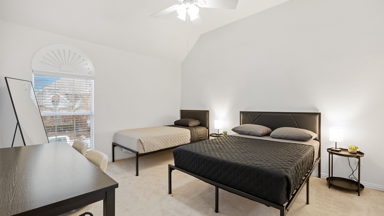 Photo of Bedroom in Valley Ranch