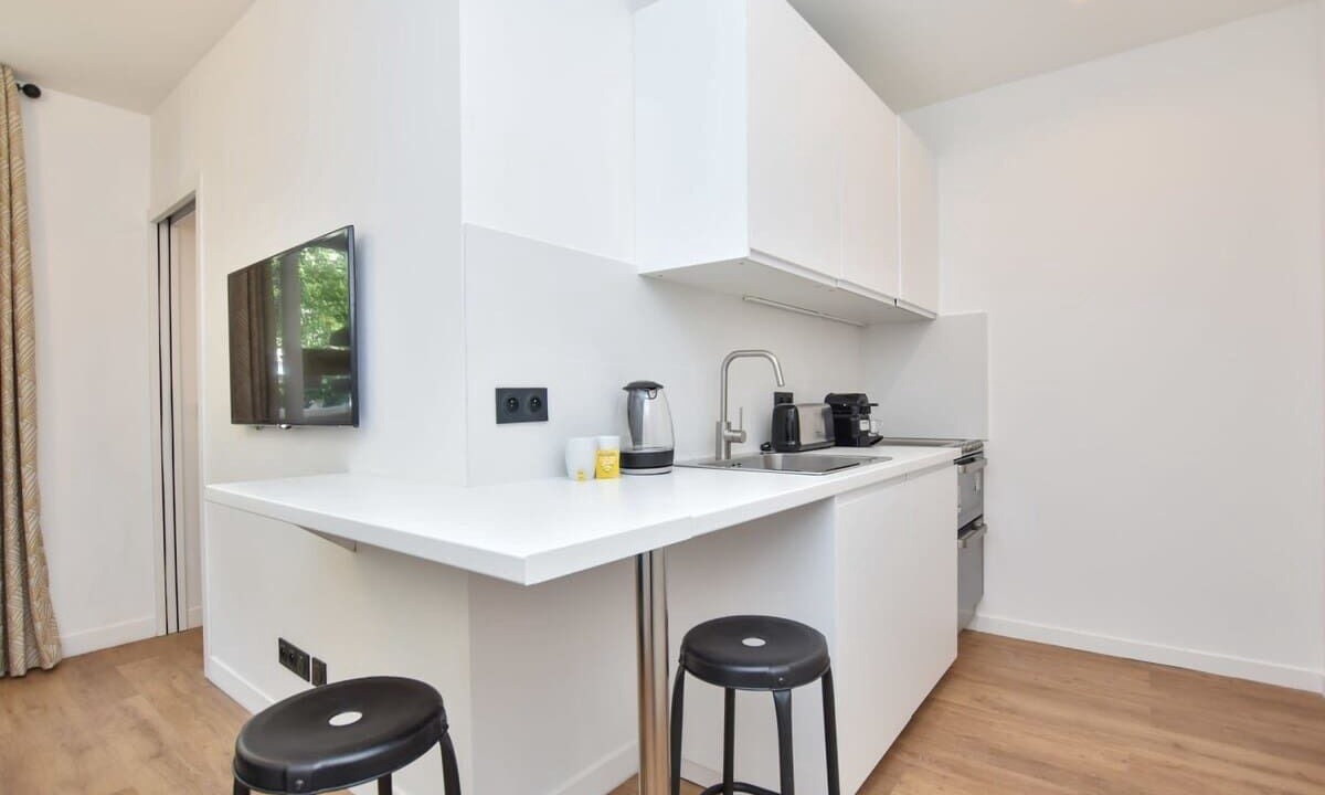 Photo of Kitchen in Quartier de la Folie-Mericourt