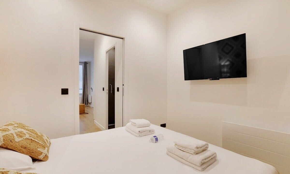 Photo of Bedroom in Quartier de la Salpetriere