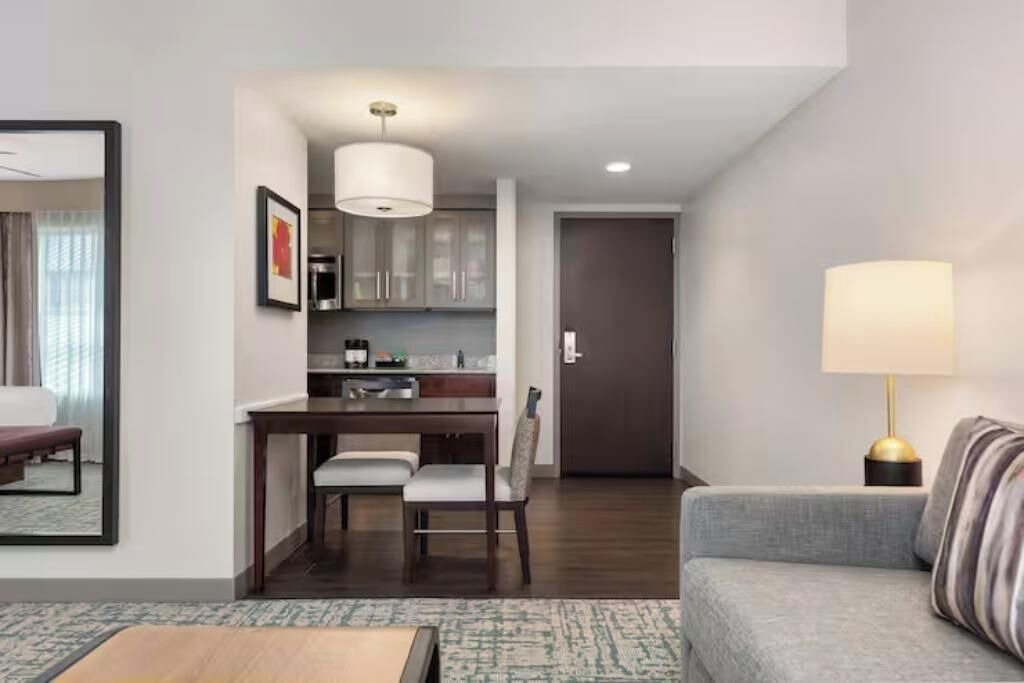 Photo of Livingroom in McNeil
