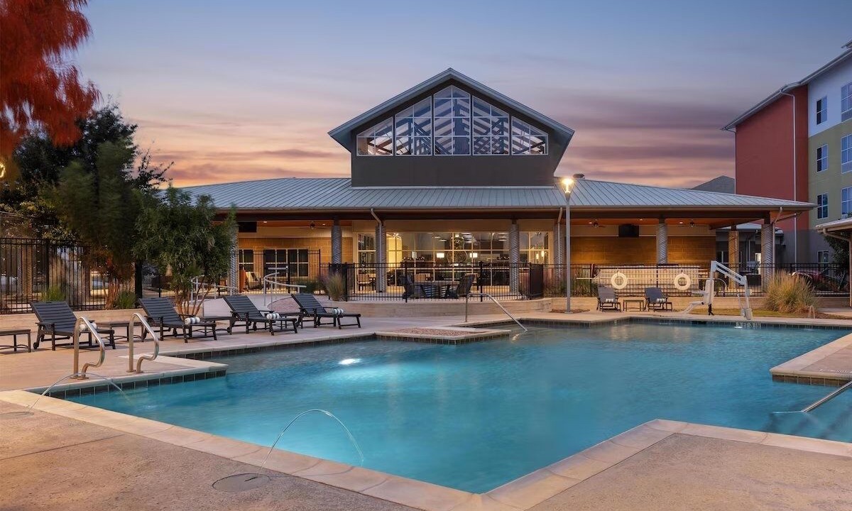 Photo of Outdoor in McNeil