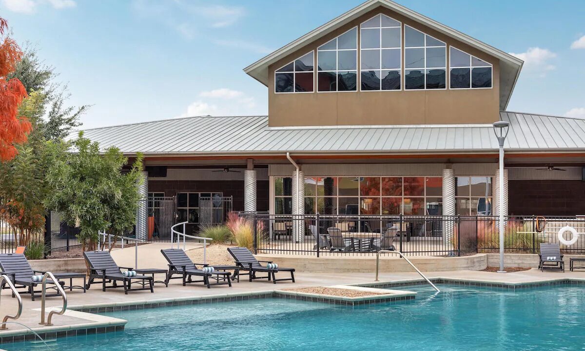 Photo of Outdoor in McNeil
