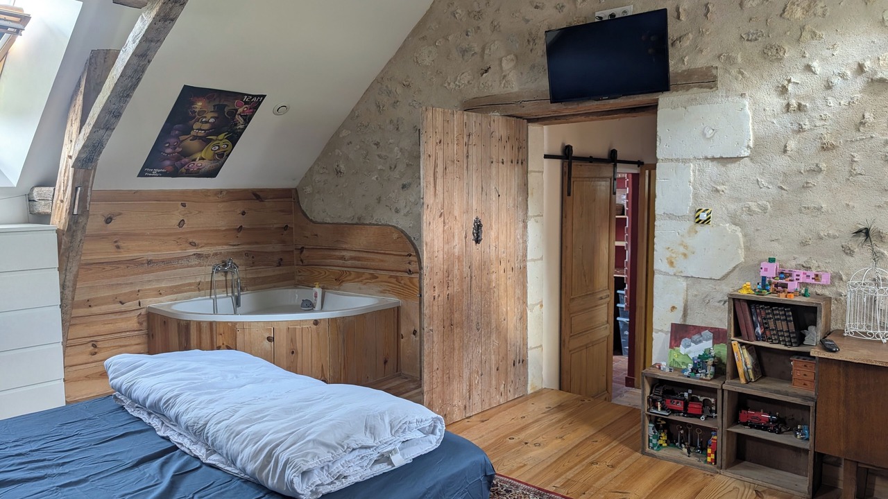 Photo of Bedroom in Pontigne