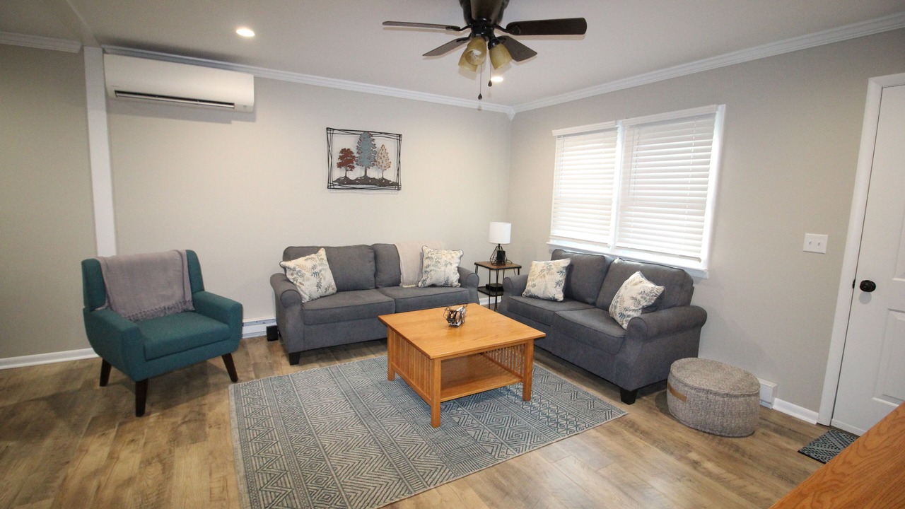 Photo of Livingroom in Mount Joy