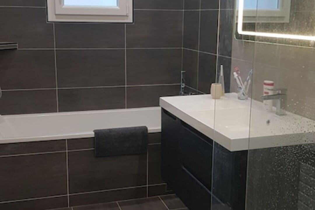 Photo of Bathroom in Etaples