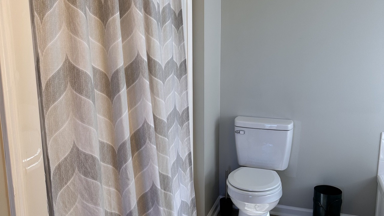 Photo of Bathroom in Glennville