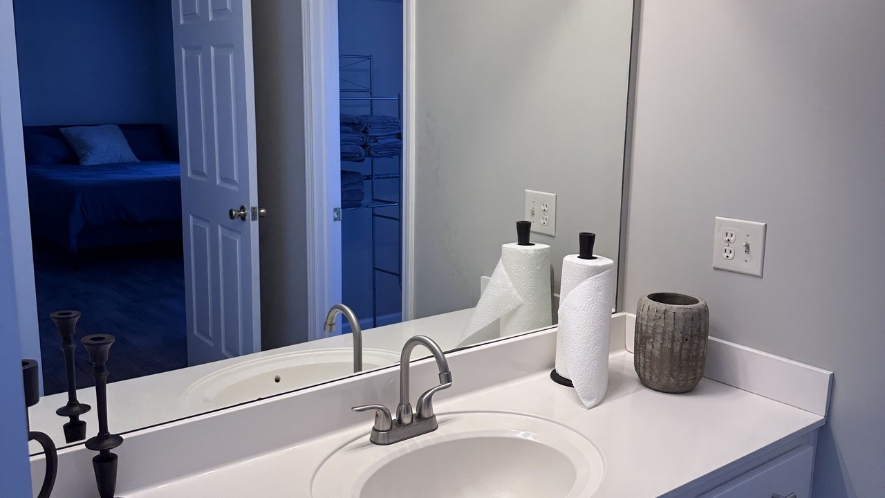 Photo of Bathroom in Glennville