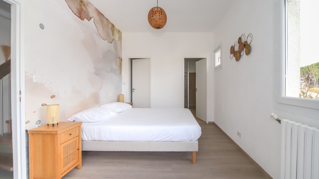 Photo of Bedroom in Saint-Jean-de-Vedas