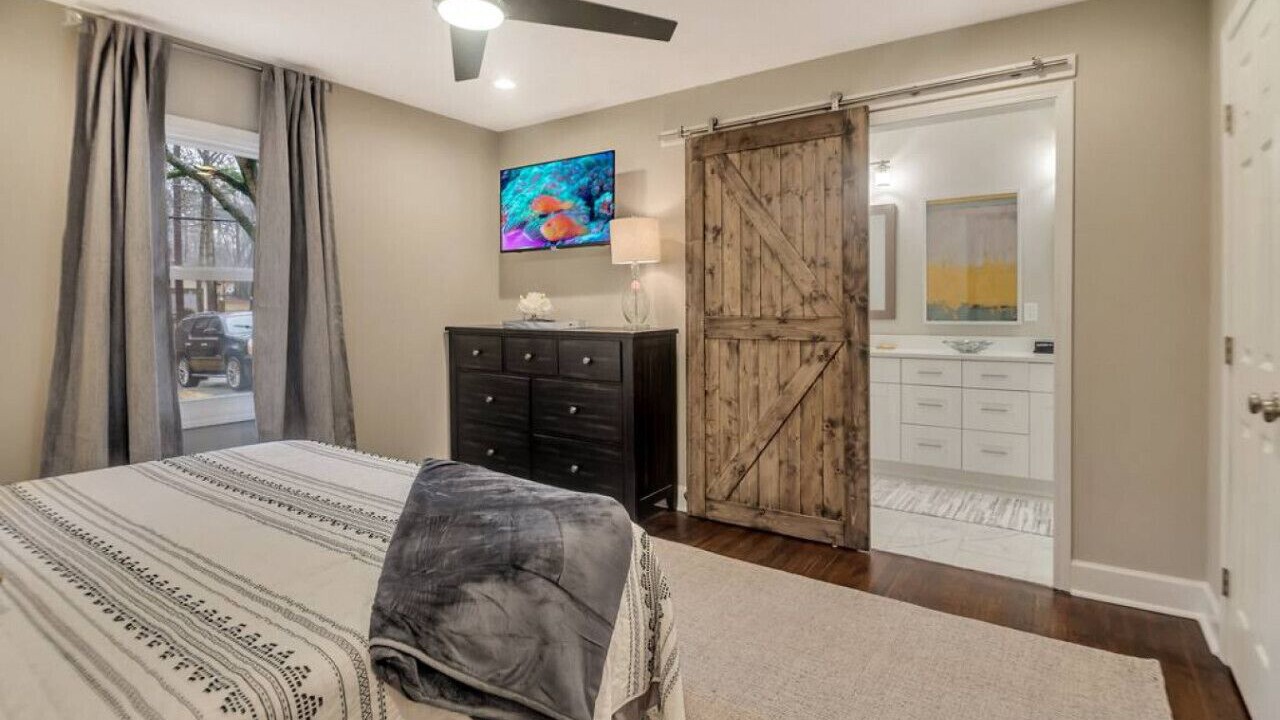 Photo of Bedroom in Smyrna