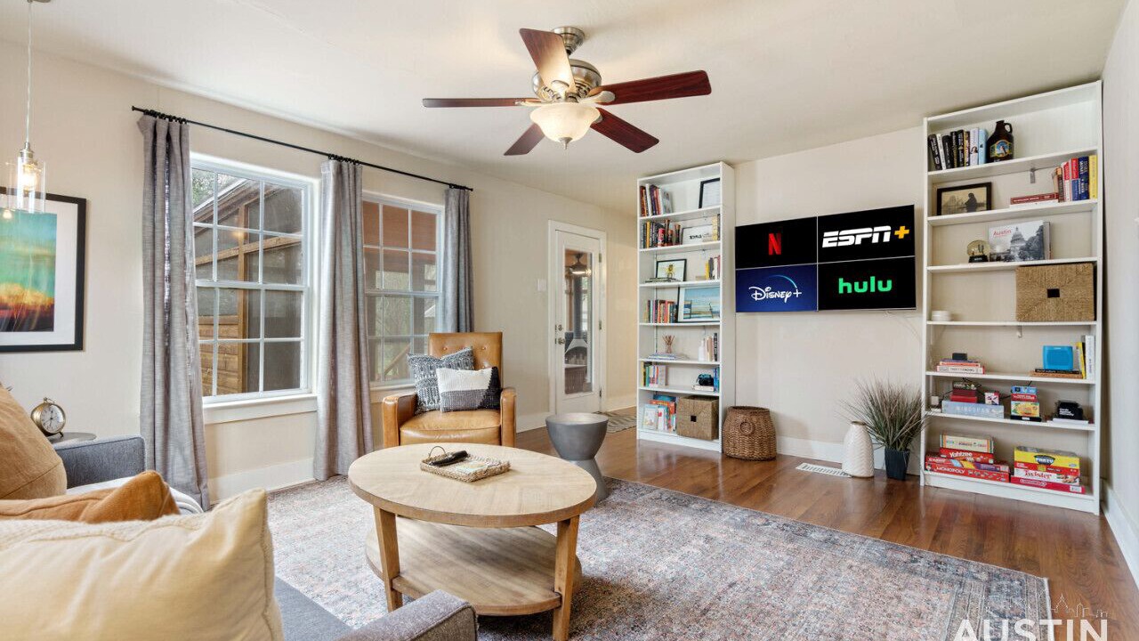 Photo of Bedroom in North Loop