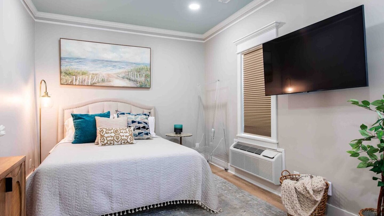 Photo of Others in New Albany