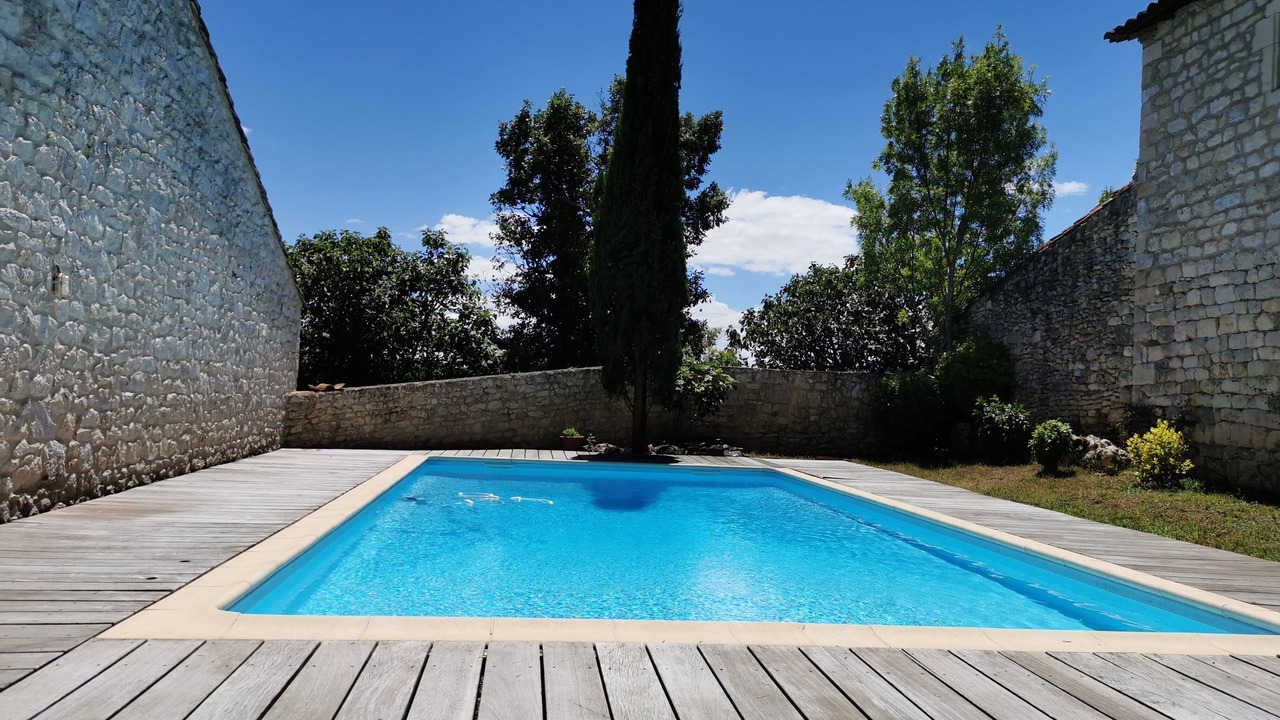 Photo of Outdoor in Noailles
