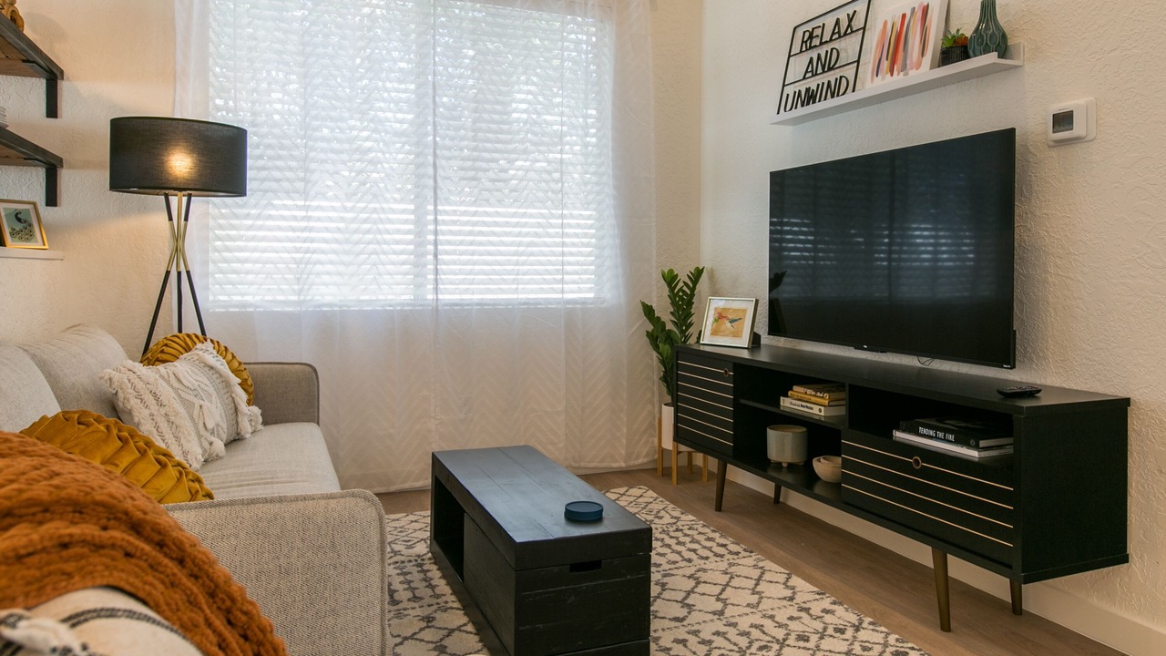Photo of Bedroom in Loma Del Rey