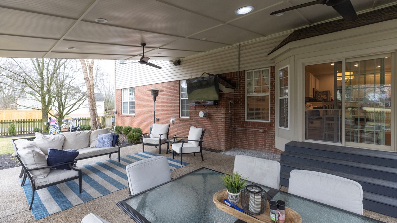 Photo of Others in Buechel