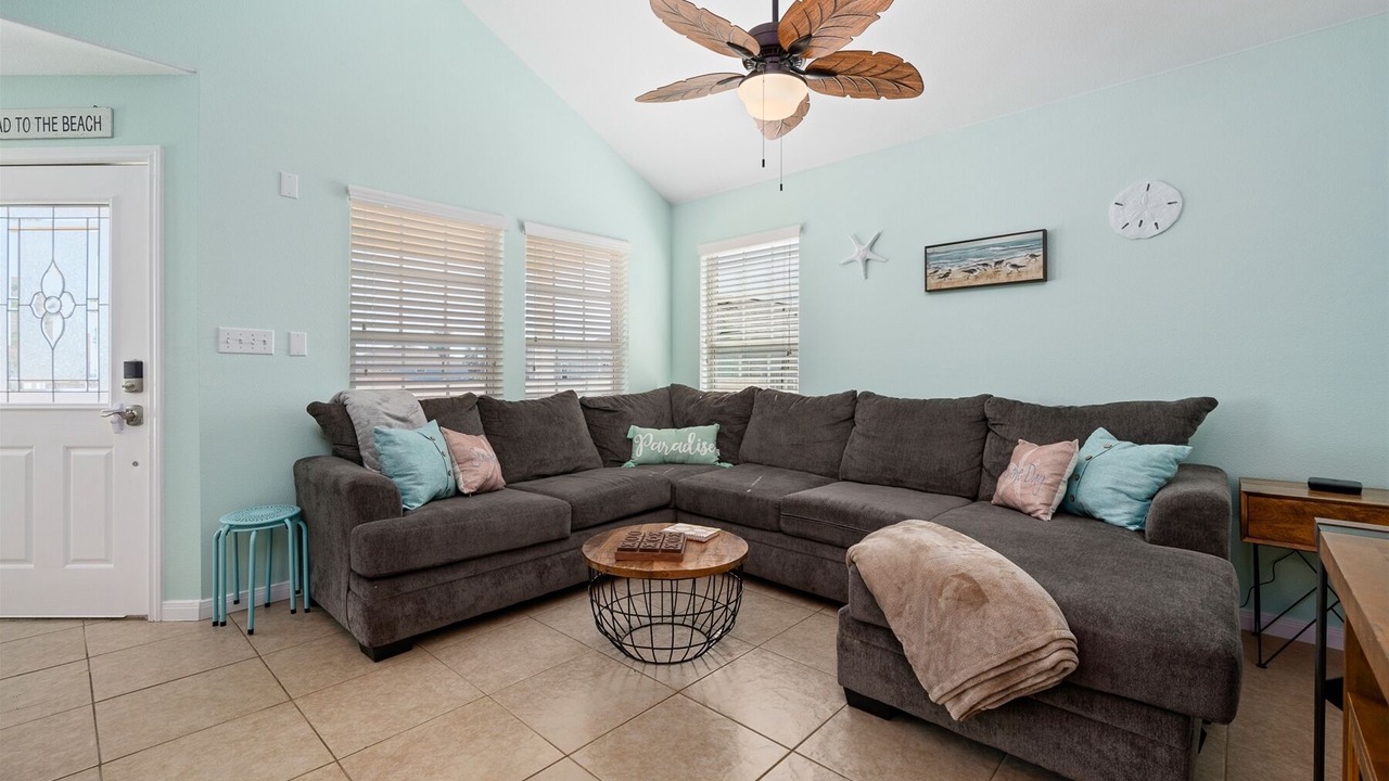 Photo of Livingroom in Aransas Pass