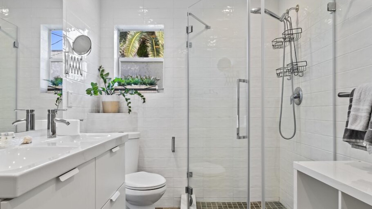 Photo of Bathroom in Central Beach