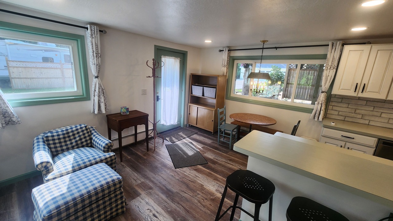 Photo of Livingroom in Northport
