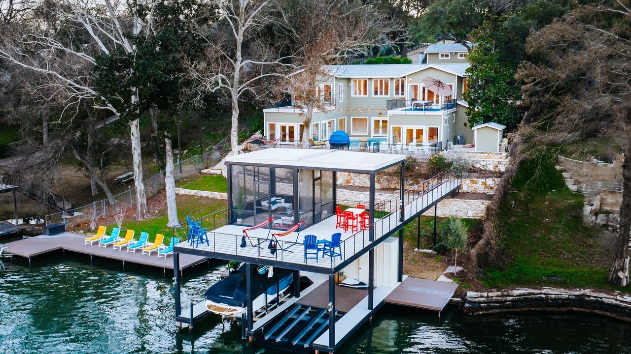 Photo of Outdoor in Lakeshore Addition