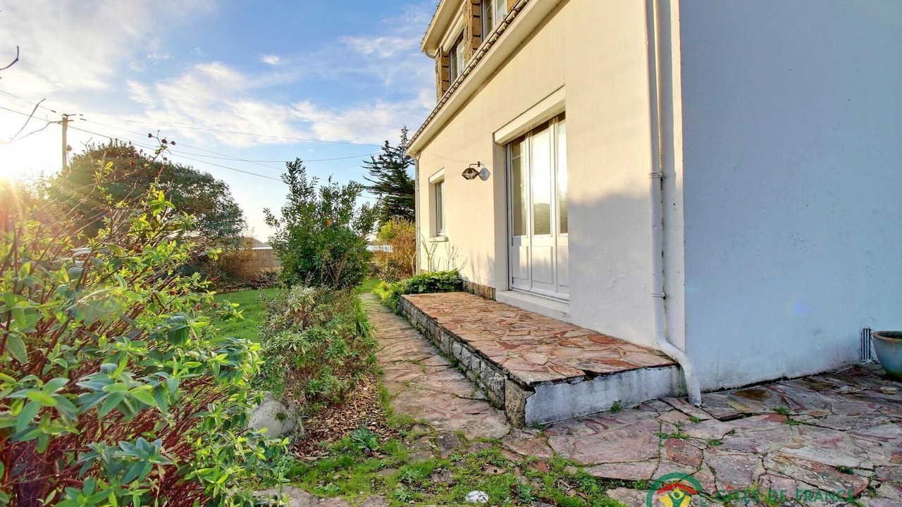 Photo of Outdoor in Locoal-Mendon