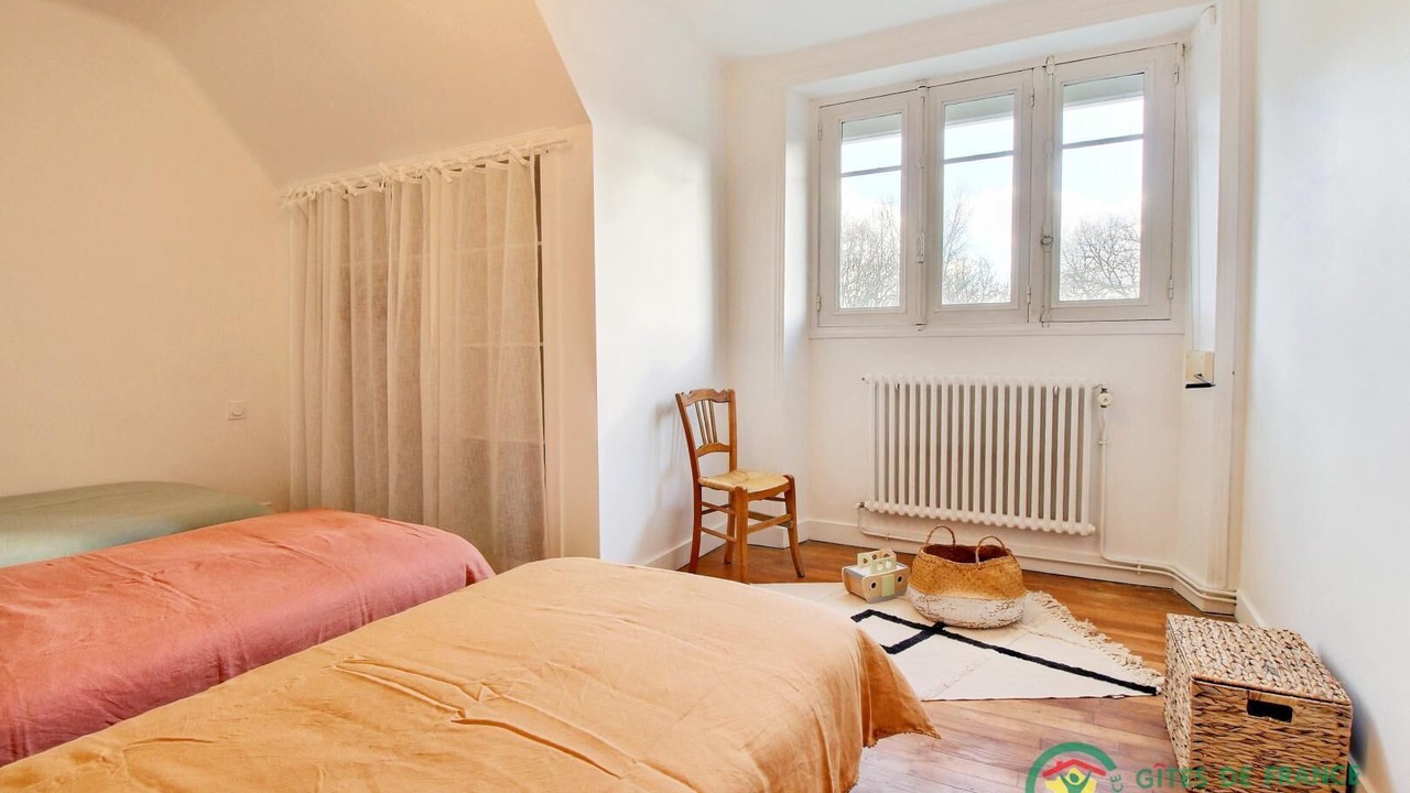 Photo of Bedroom in Locoal-Mendon