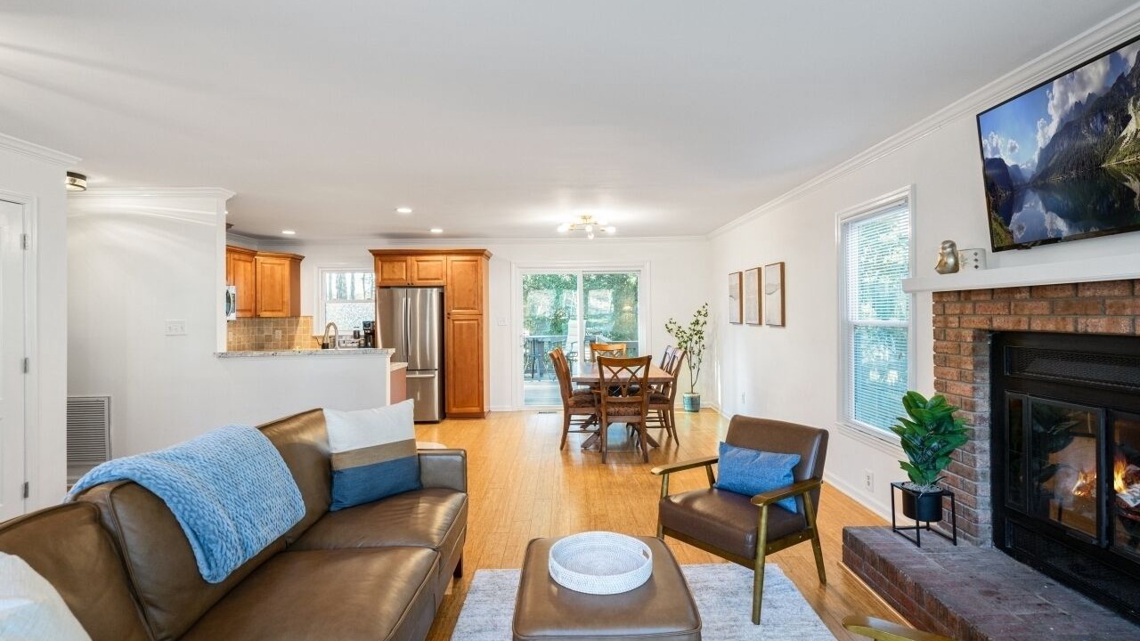 Photo of Livingroom in Cary