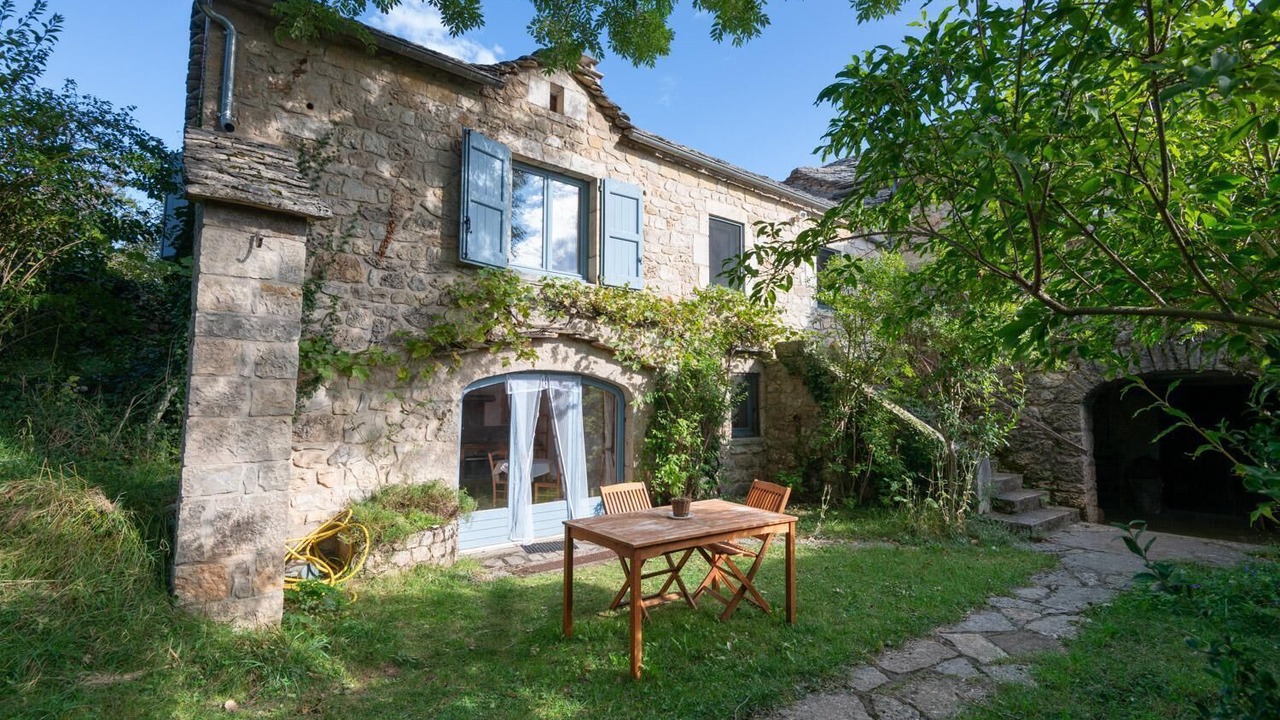 Photo of Patio Balcony in Saint-Pierre-des-Tripiers