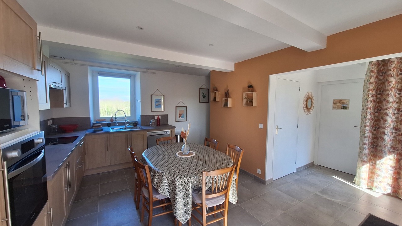 Photo of Kitchen in Saint-Michel-de-Plelan
