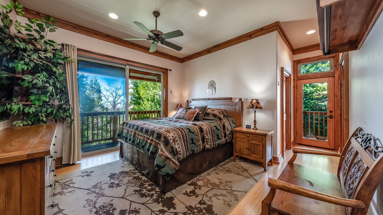 Photo of Bedroom in Shaver Lake