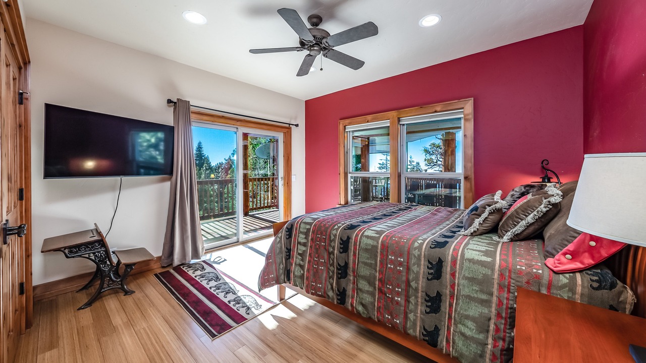Photo of Bedroom in Shaver Lake