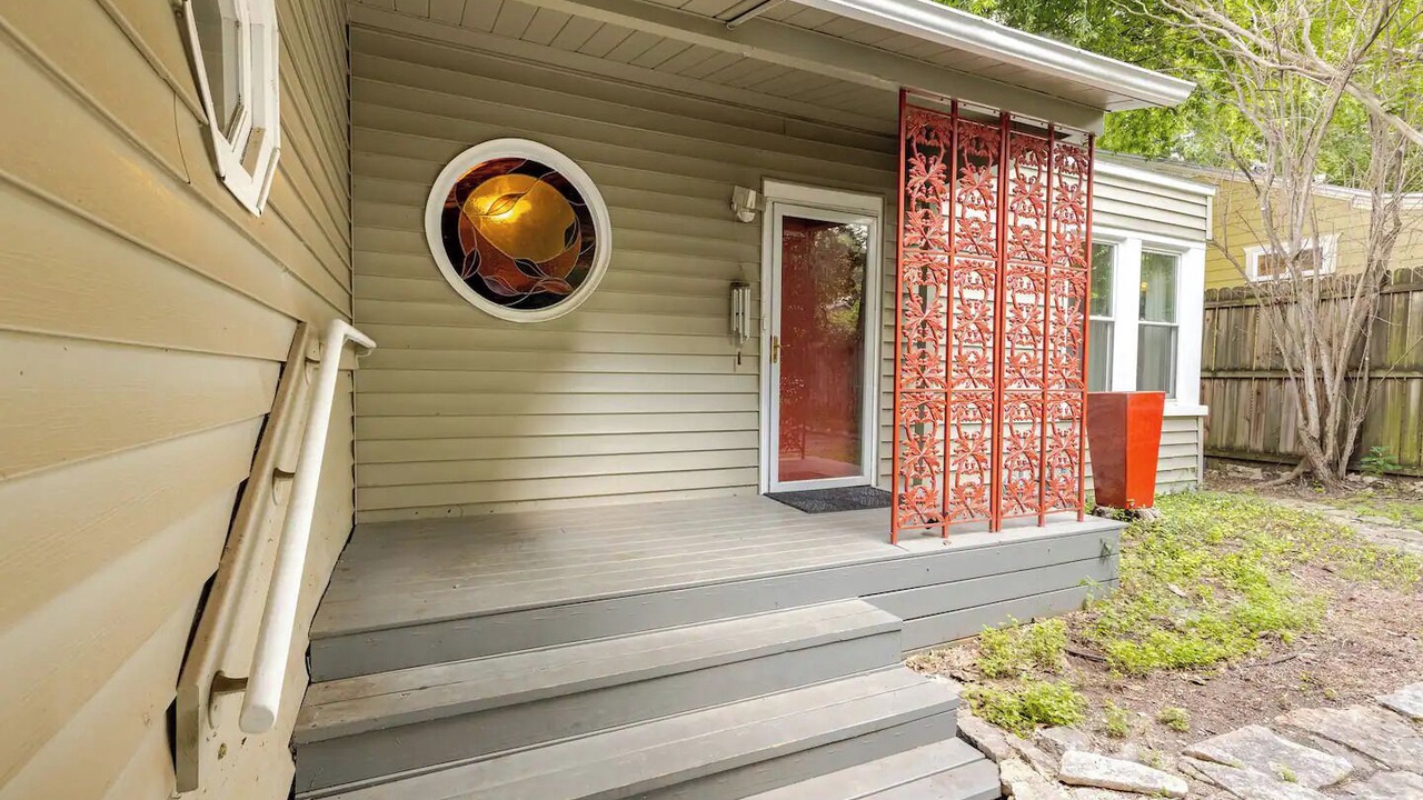 Photo of Outdoor in Cherrywood