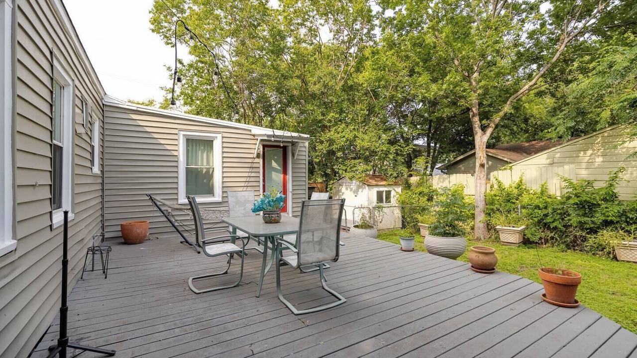 Photo of Outdoor in Cherrywood