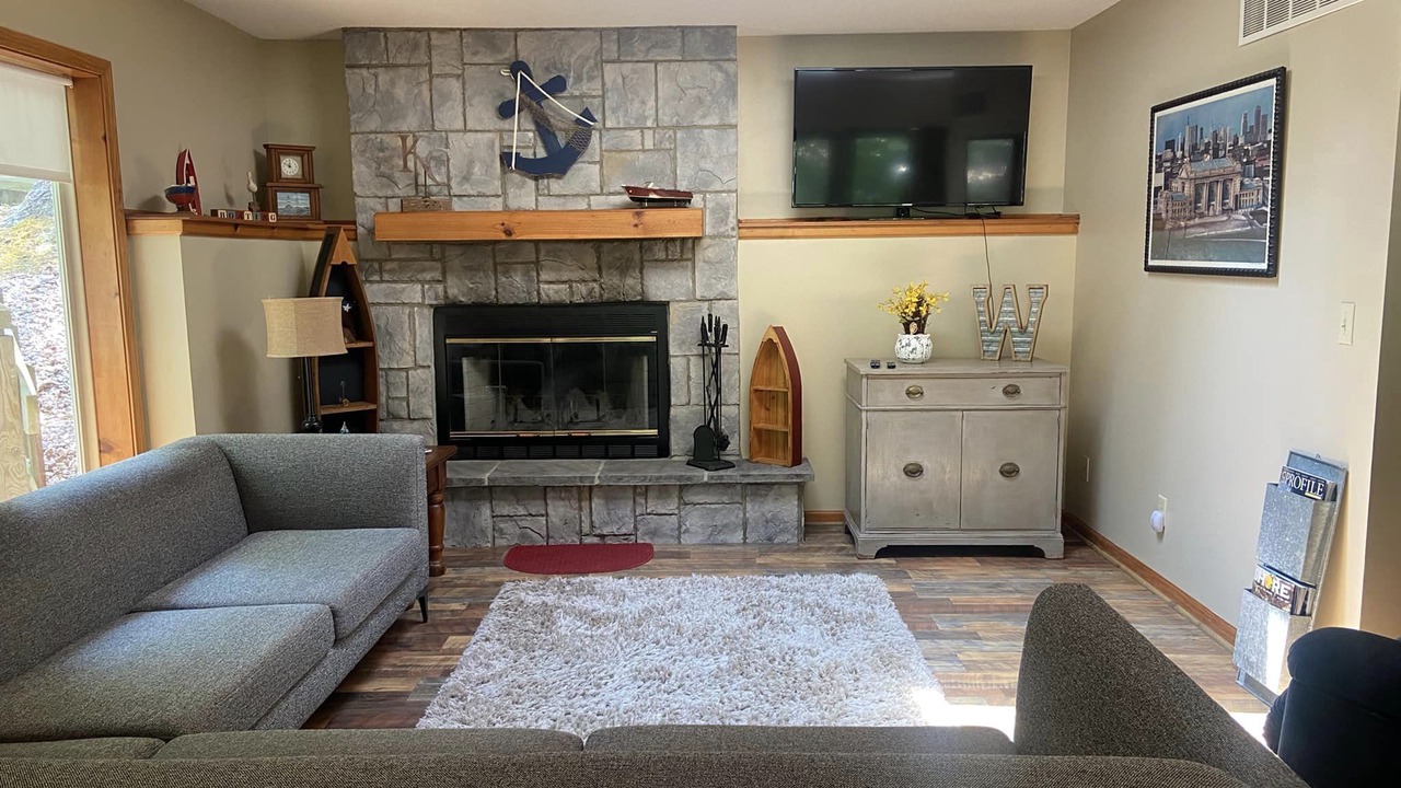 Photo of Livingroom in Gravois Mills