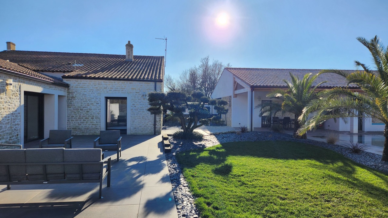 Photo of Patio Balcony in Andilly