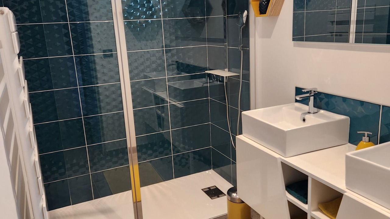 Photo of Bathroom in Andilly