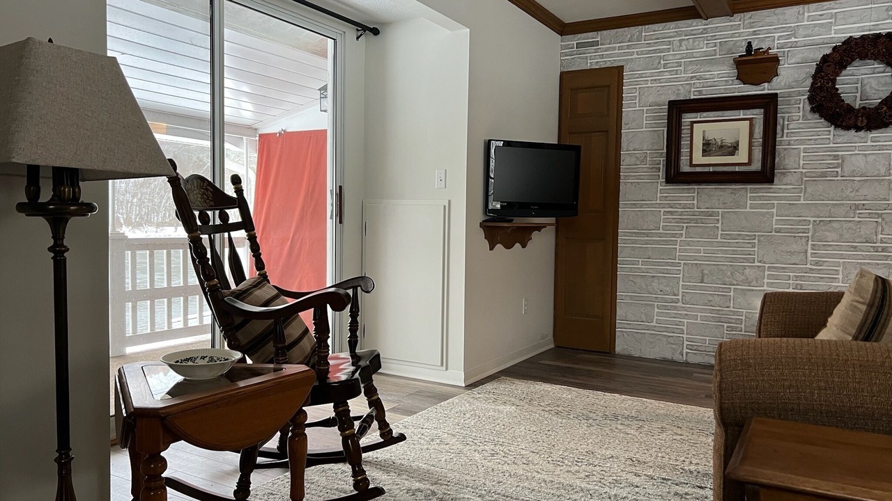 Photo of Livingroom in Tidioute