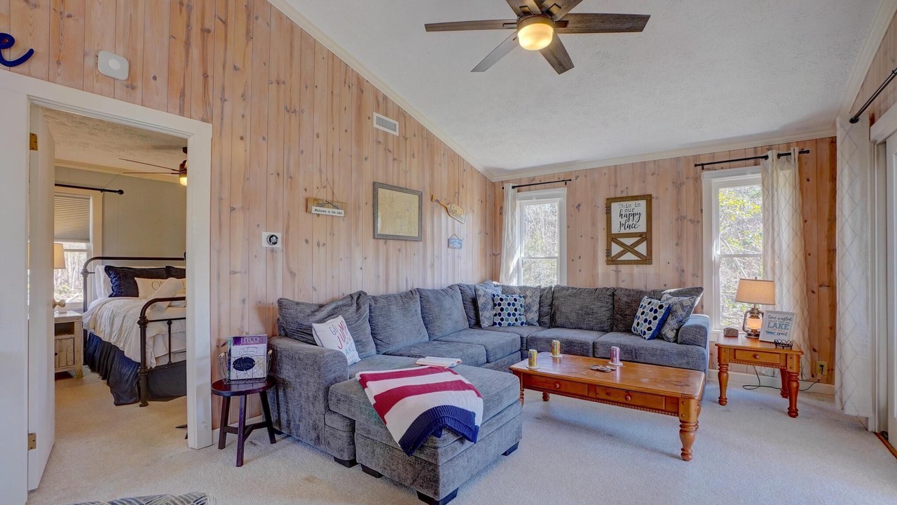 Photo of Livingroom in Semora