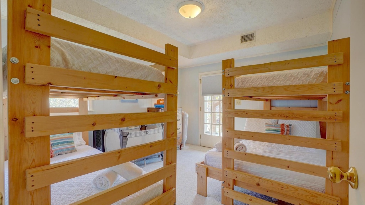 Photo of Bedroom in Semora