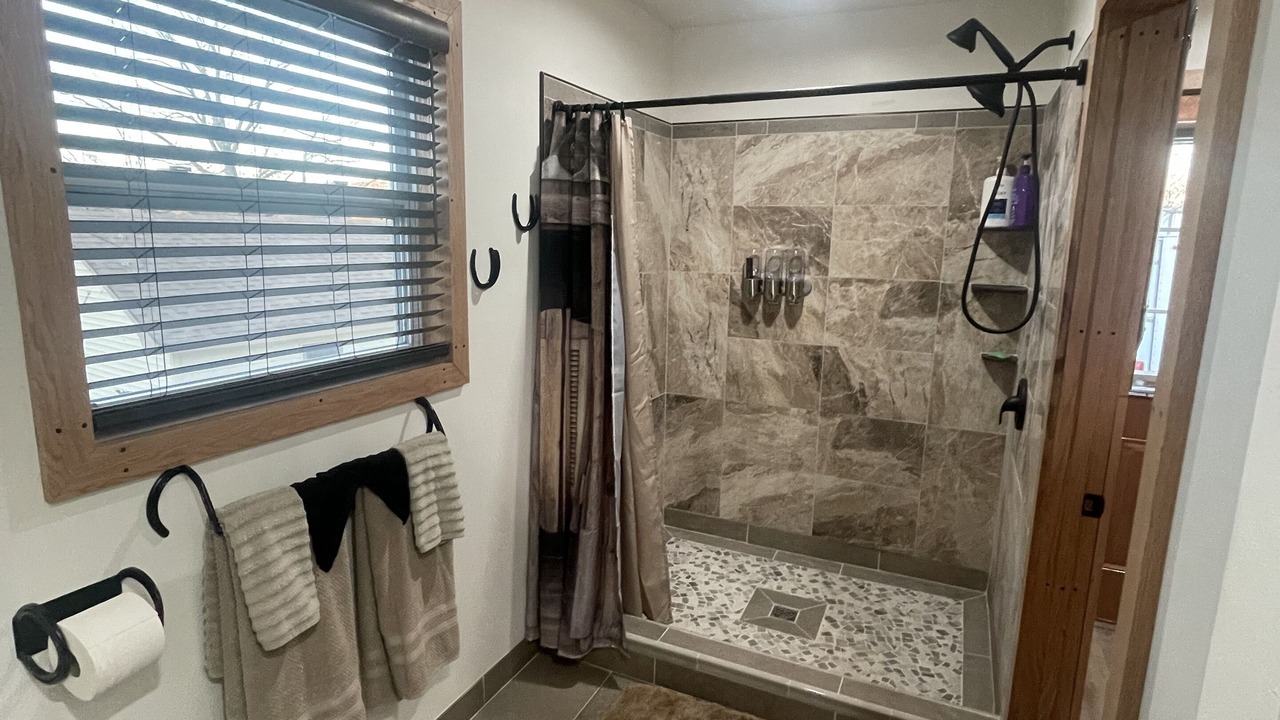 Photo of Bathroom in Sunrise Beach