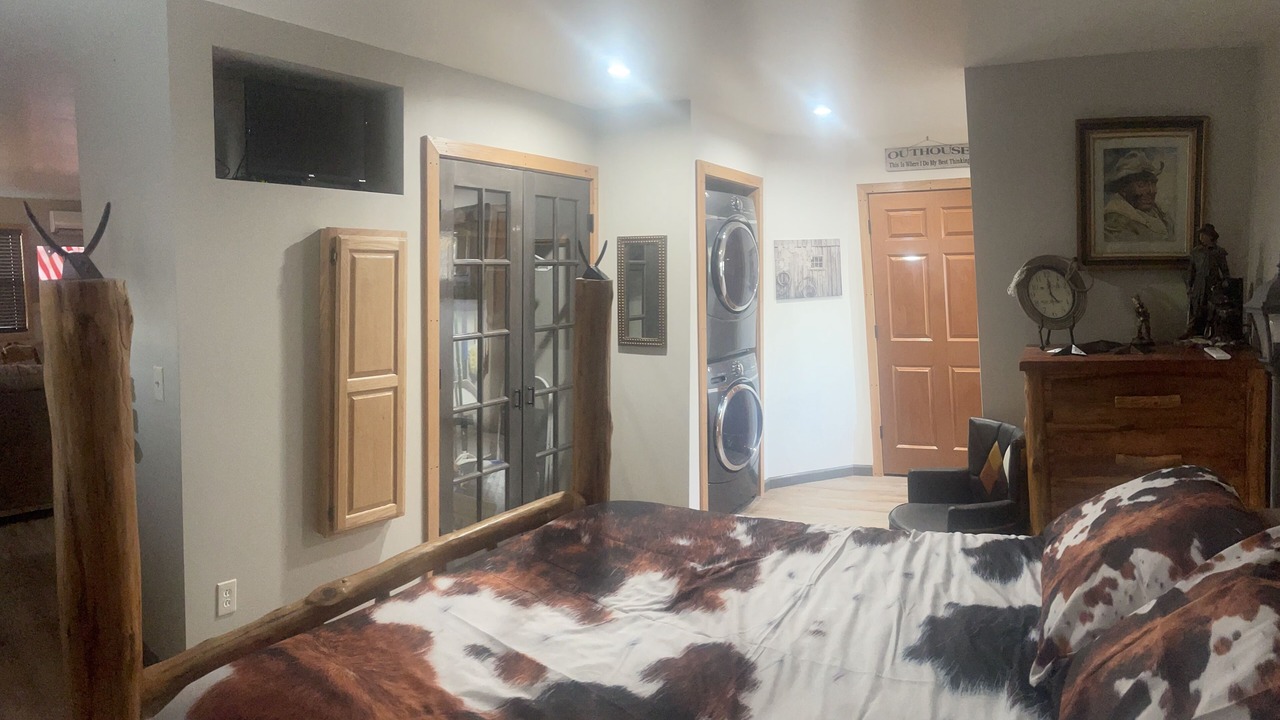 Photo of Bedroom in Sunrise Beach