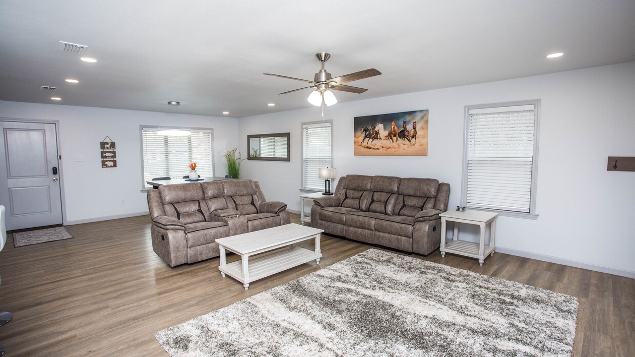 Photo of Livingroom in Bowie