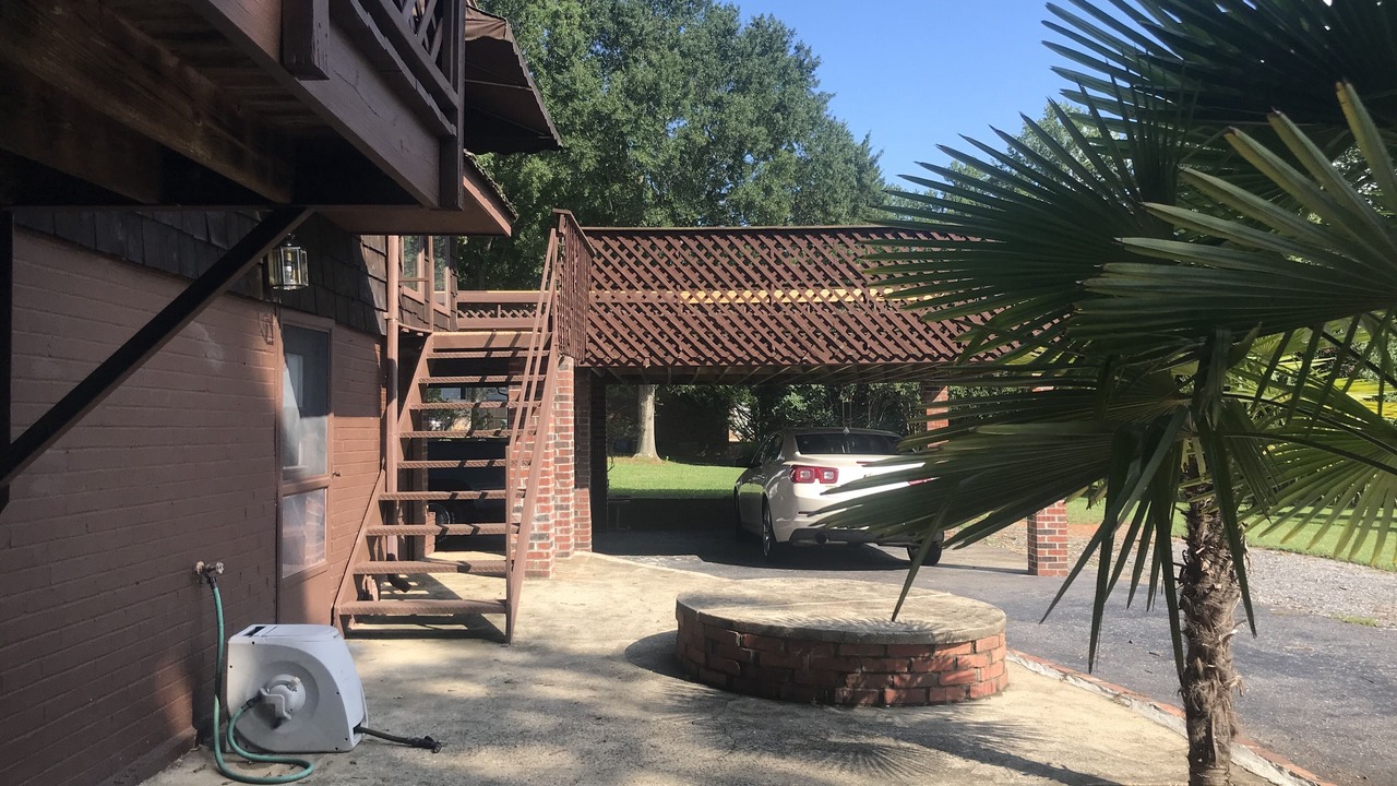 Photo of Outdoor in Hickory