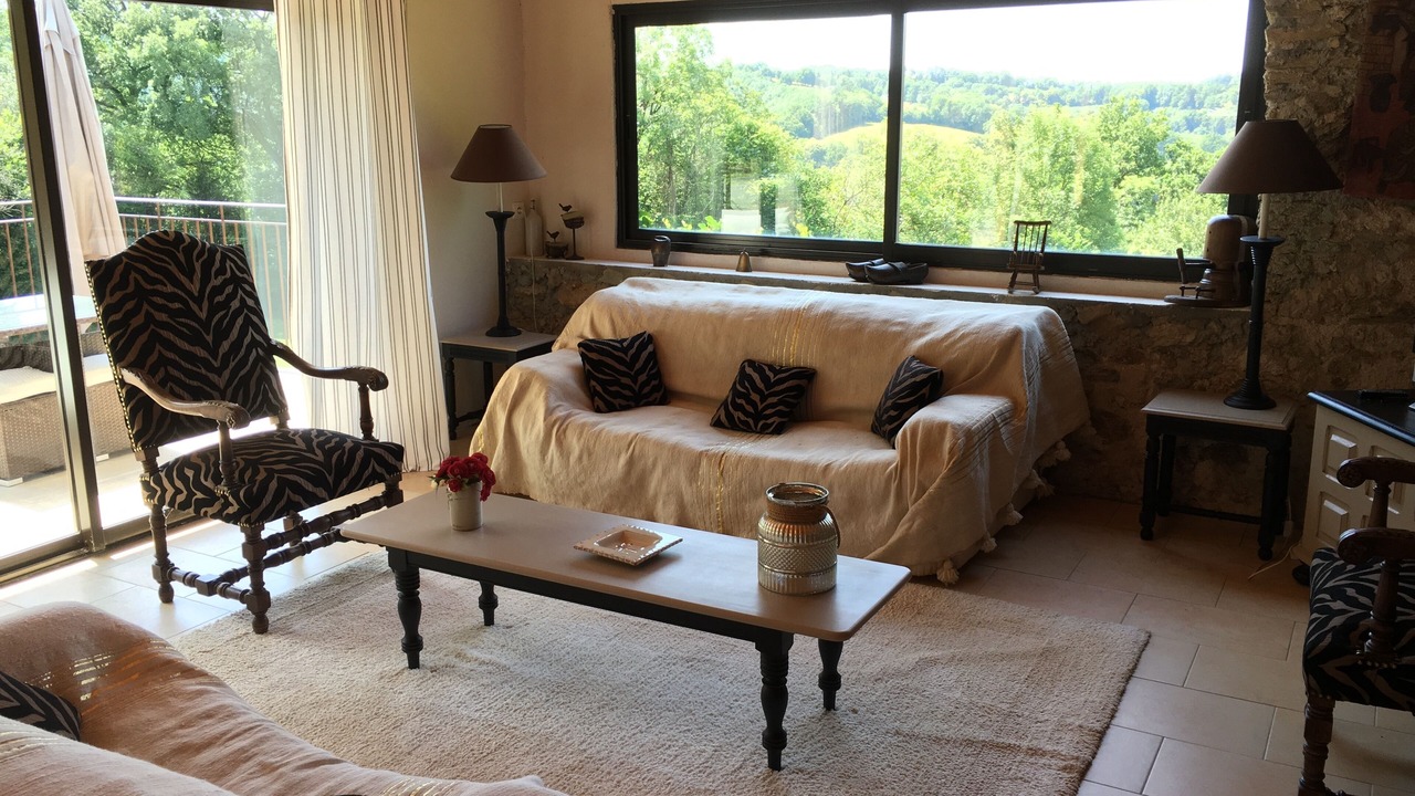 Photo of Livingroom in Montredon-Labessonnie