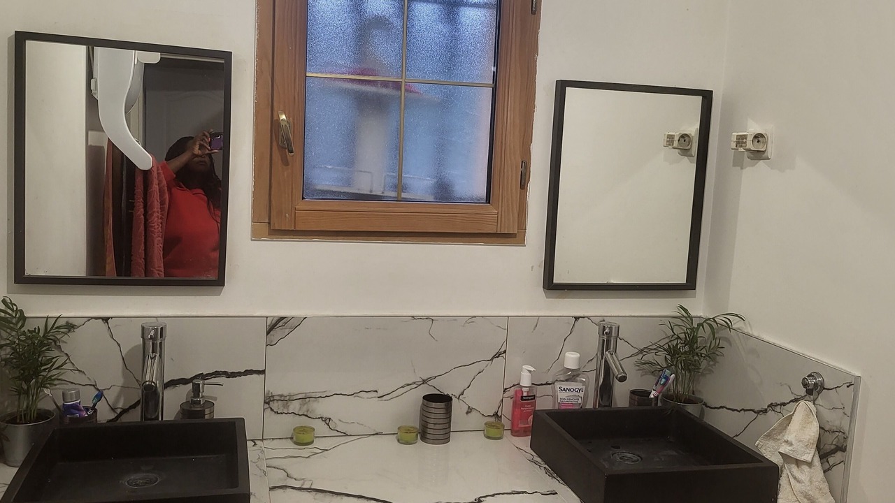 Photo of Bathroom in Notre-Dame-de-l'Isle