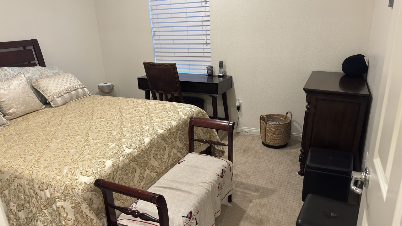 Photo of Bedroom in Downey