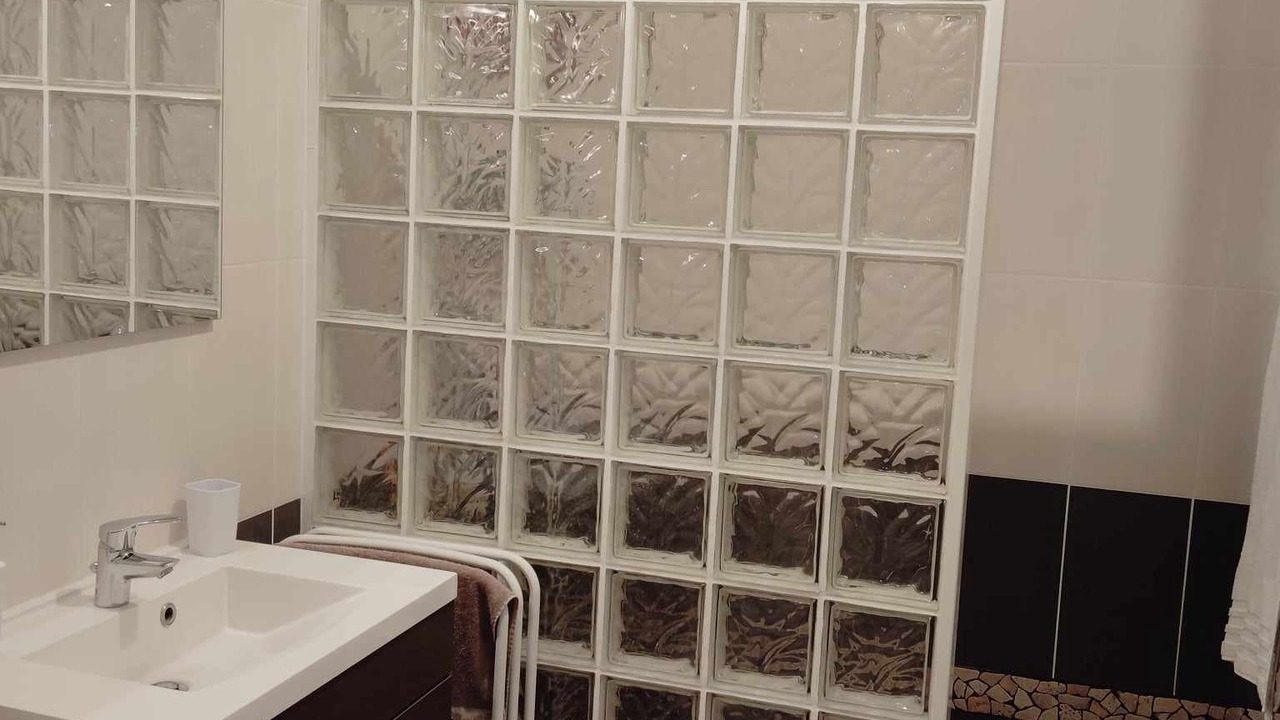 Photo of Bathroom in Artemare