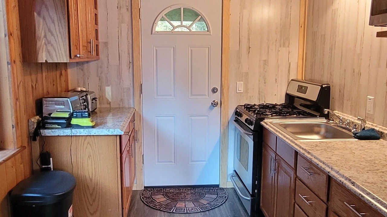 Photo of Kitchen in Grayling